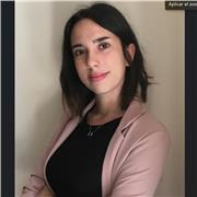 Profesora de español nativa de Madrid y apasionada por los idiomas. Clases de conversación, gramática, preparación exámenes DELE